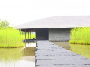 佐川美術館04