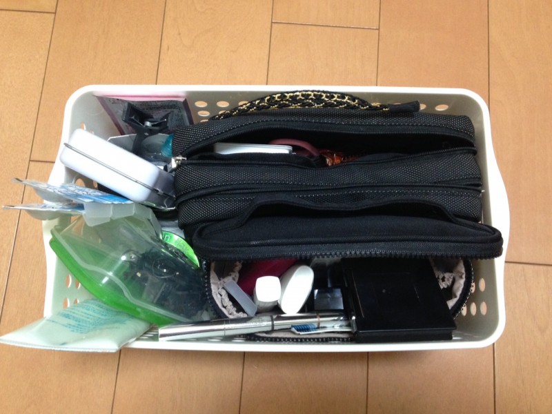 ぐちゃぐちゃお化粧道具